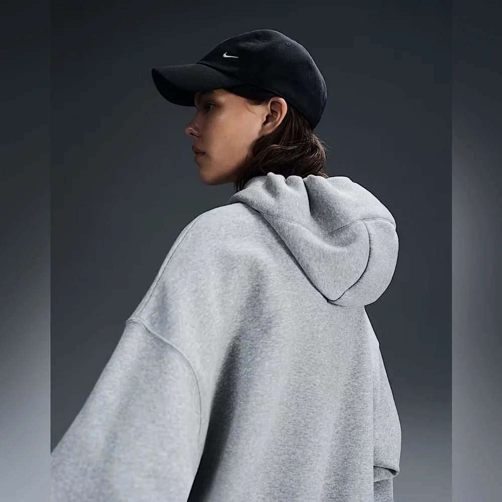Nike Women’s Grey Soft Oversized Hoodie size Medium - Picture 8 of 10